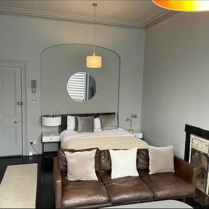 Elegant Studio In Central Hove - 5 Min Walk To Beach - 10 Min To ブライトン エクステリア 写真