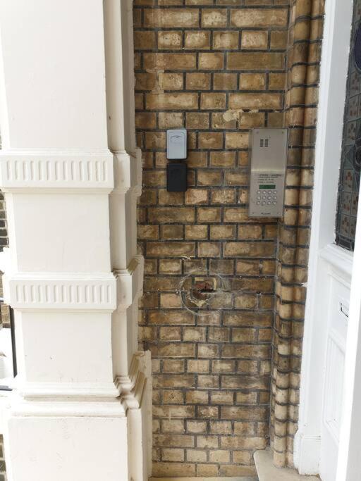 Elegant Studio In Central Hove - 5 Min Walk To Beach - 10 Min To ブライトン エクステリア 写真