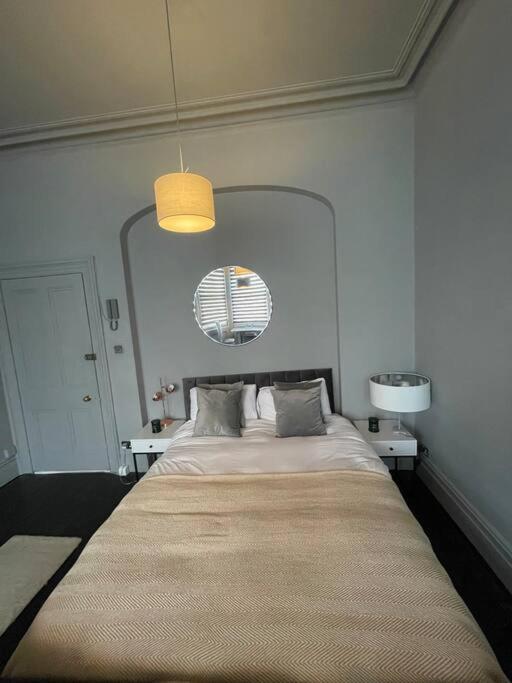 Elegant Studio In Central Hove - 5 Min Walk To Beach - 10 Min To ブライトン エクステリア 写真