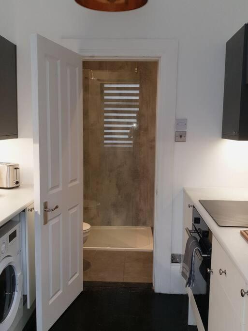 Elegant Studio In Central Hove - 5 Min Walk To Beach - 10 Min To ブライトン エクステリア 写真